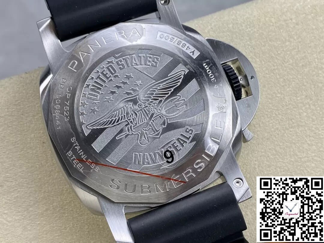 PANERAI SUBMERSIBLE PAM1323
